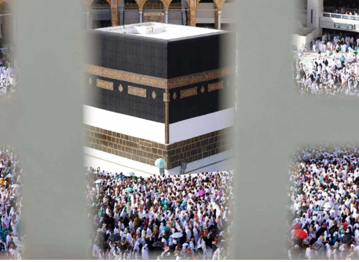 مليون حاج يؤدون الفريضة تحت اشعة الشمس الحارقة