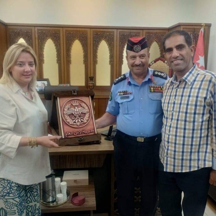 حلاوة تعرب عن شكرها لمديرية الأمن العام