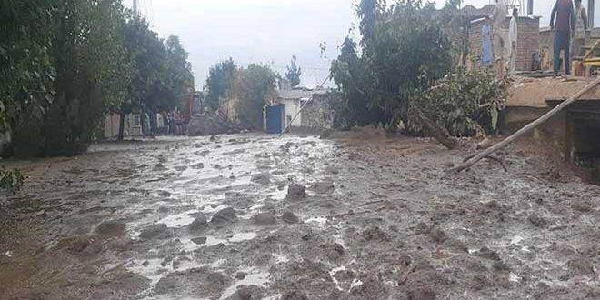 مصرع وإصابة 21 شخصاً جراء أمطار غزيرة وفيضانات في أفغانستان