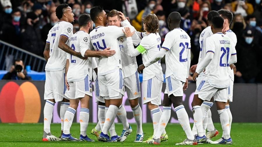 ريال مدريد يقرر رحيل 5 لاعبين...