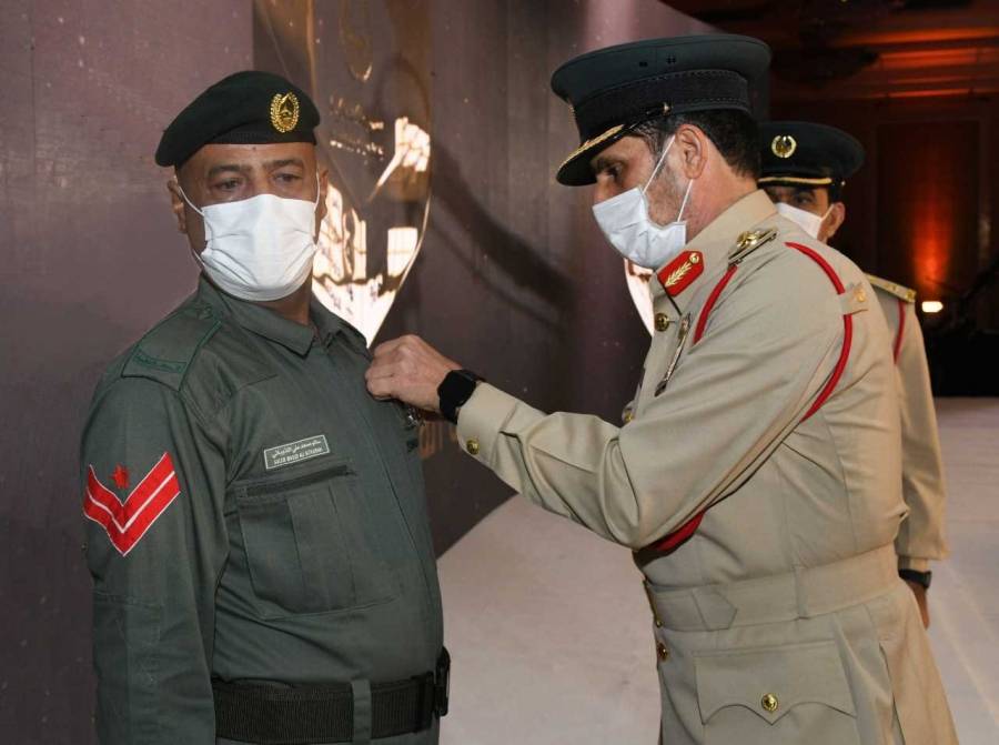 تعرف على العريف  الذيباني الذي لم يتورط بحادث مروري ولم يتعرض لأي غرامة مالية