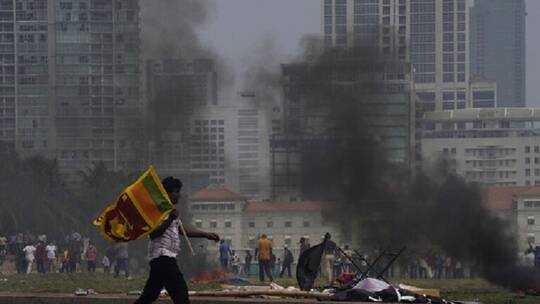 رئيس البرلمان السريلانكي يكشف عن مكان الرئيس