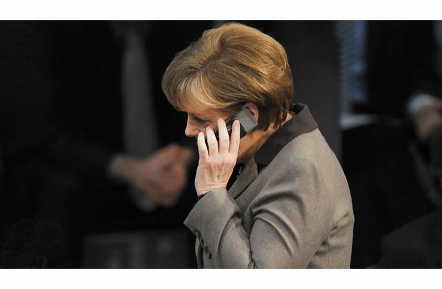 تقارير: قراصنة حاولوا التجسس على رئيسة البنك المركزي الأوروبي باستخدام رقم هاتف ميركل