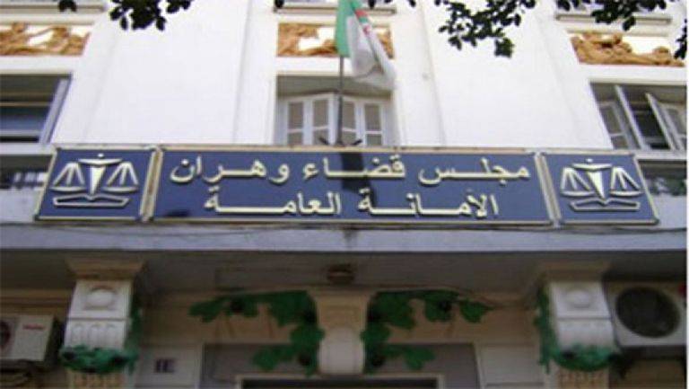 قضية الملابس النسائية في الجزائر.. القضاء يسدل الستار بعد 7 سنوات