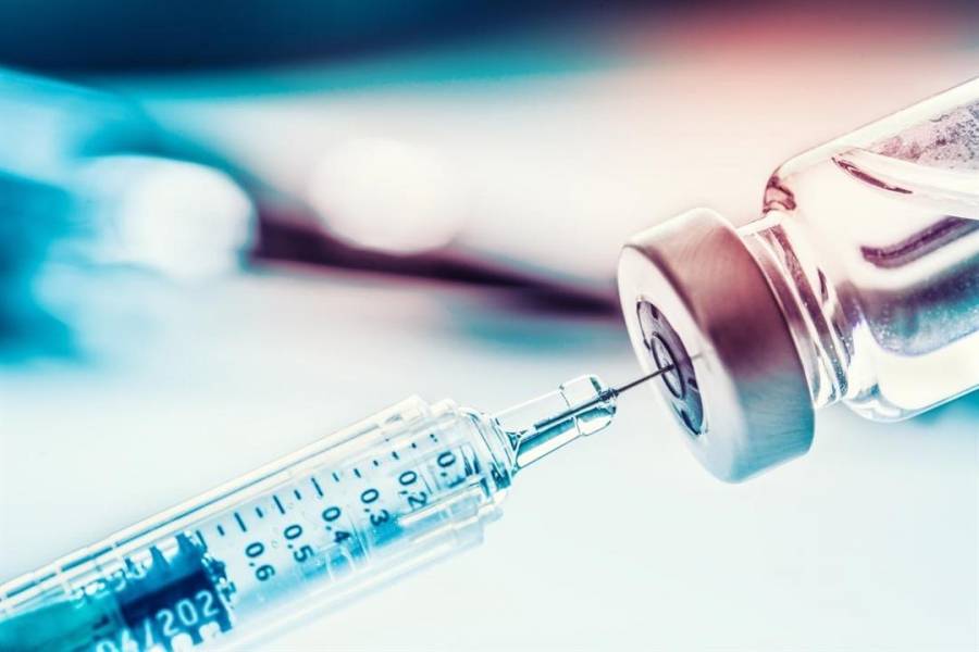 إعطاء ابرة منع حمل لطفل أردني بالخطأ