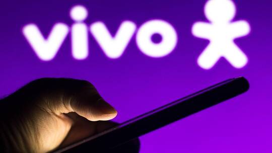 Vivo تطلق هاتف أندرويد بميزة غير مسبوقة!
