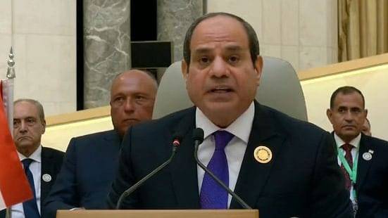 السيسي: قمة جدة تأتي في لحظة استثنائية من تاريخ العالم