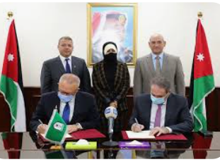 اتفاقية تعاون بين جامعتي اليرموك وشيناندواه الأميركية