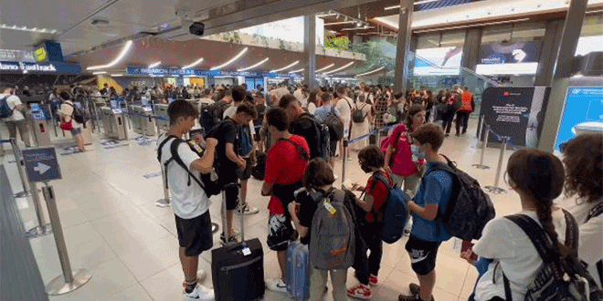 إلغاء مئات الرحلات الجوية في إيطاليا جراء إضراب أطقم شركات الطيران