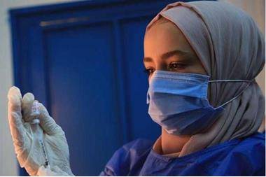 الإمارات.. وفاة شخصين وإصابة أكثر من 1300 بفيروس كورونا