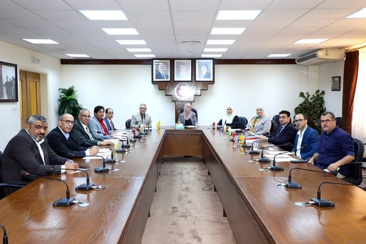 المجلس الاستشاري لكلية التمريض في الهاشمية يعقد جلسته الأولى