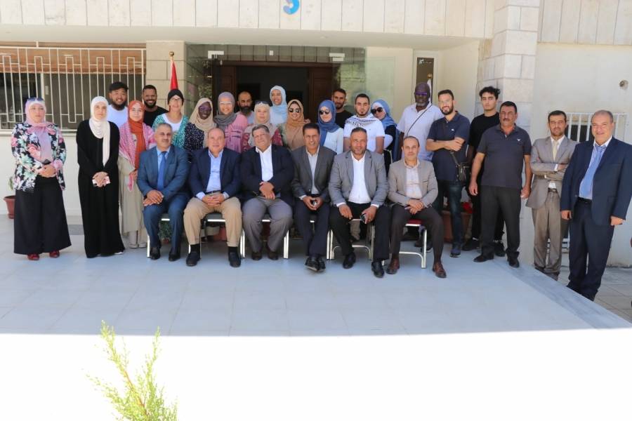 رئيس جامعة العلوم الإسلامية يلتقي طلبة مركز تعليم اللغة العربية للناطقين بغيرها