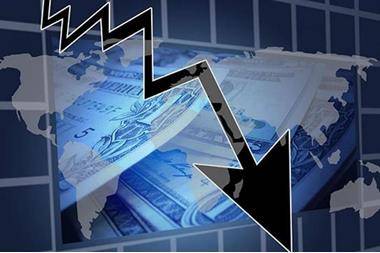 ماذا يعني حدوث ركود اقتصادي مع ارتفاع معدل التضخم ؟ .. خبير يجيب