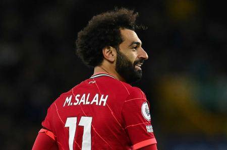 ليفربول يوجه رسالة لنجمه محمد صلاح