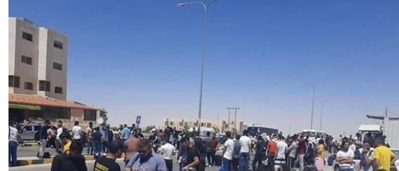 طلاب الطفيلة التقنية يشتكون من المواصلات