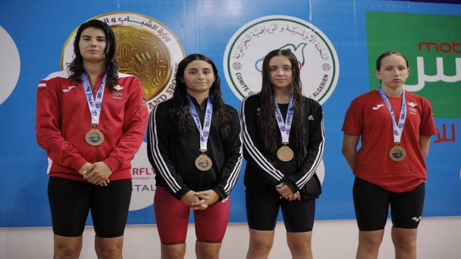 منتخب السباحة يحصد برونزيتين في اليوم الثاني من البطولة العربية