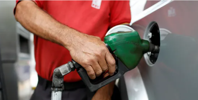 السودان يرفع أسعار البنزين والديزل