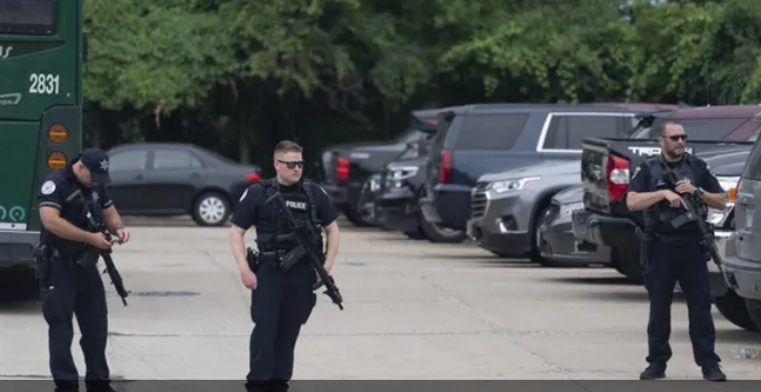 أفلت من العقاب 40 عاما.. الشرطة الأميركية تعتقل السفاح الشبح