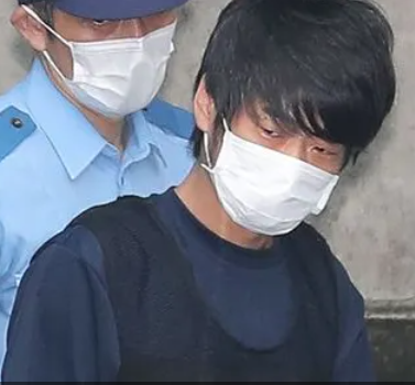 اليابان.. تقييم نفسي لقاتل شينزو آبي قبل توجيه الاتهام