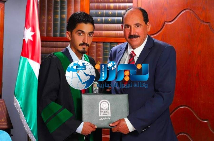 الفريق الطيب يهنئ جلال العدوان بتخرج نجله مجدي