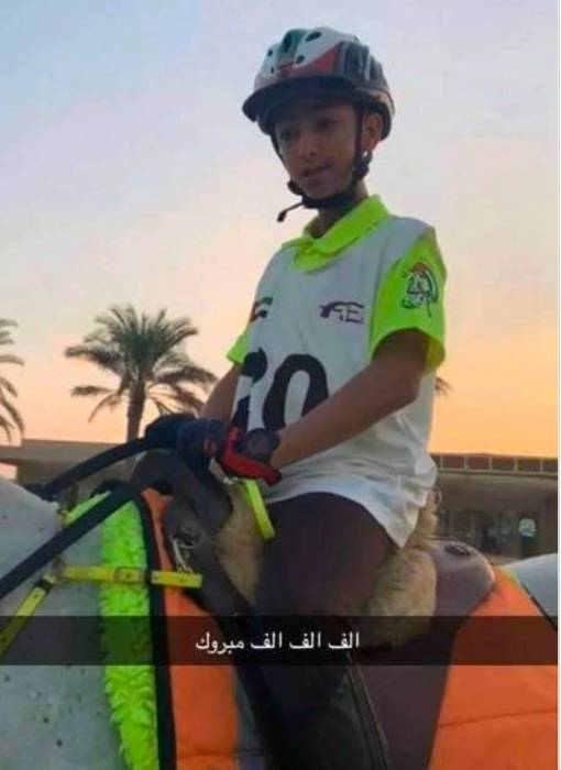 تكريم  سطام بندر ابو جنيب  الحاصل على المراكز الأولى بحصان اوهلاين ديس غريزتس