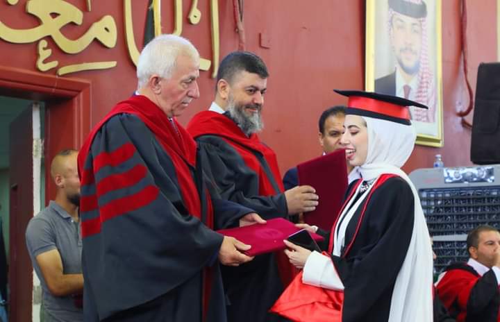 تخريج الفوج (24) من طلبة كليات العلوم والموارد الطبيعية والاقتصاد