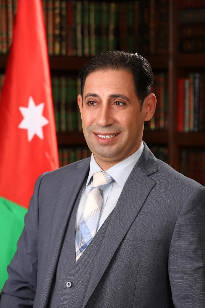 نقيب المقاولين يهنىء الحقوقي عصام الكساسبة بمناسبة حصوله على شهادة الدكتوراه
