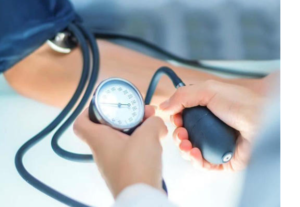 علامة بالعين تدل على إصابتك بارتفاع الضغط