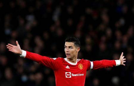 رئيس أتلتيكو مدريد يحسم الجدل حول التعاقد مع رونالدو
