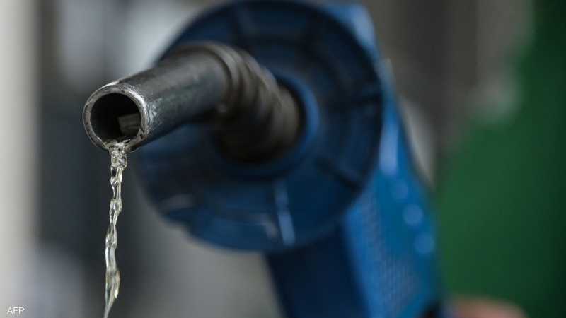 النفط يواصل مكاسبه بدعم من انخفاض مخزونات الخام الأميركية