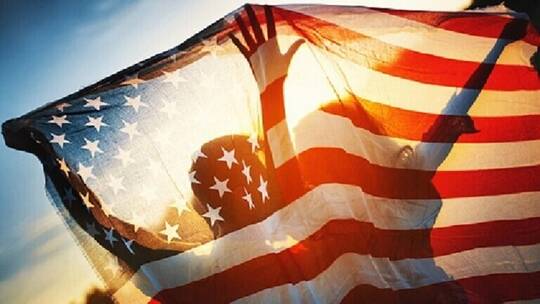 بالأمثلة.. مصانع غسل الأدمغة.. ما هي وكيف تعمل؟