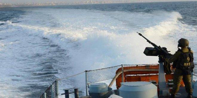 بحرية الاحتلال تعتدي على الصيادين الفلسطينيين في قطاع غزة