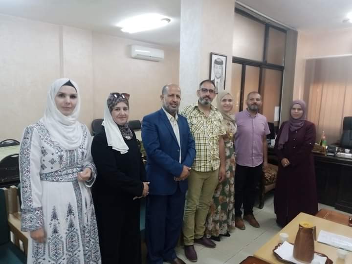 المزاودة:يكرم المعلمات الفائزات بجائزة الملكة رانيا العبدالله للمعلّم المتميّز_صور