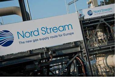 غازبروم الروسية توقف إمدادات الغاز إلى لاتفيا