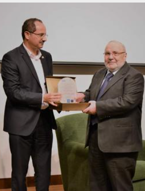 الدكتور النابلسي يحاضر في الجامعة الألمانية الأردنية