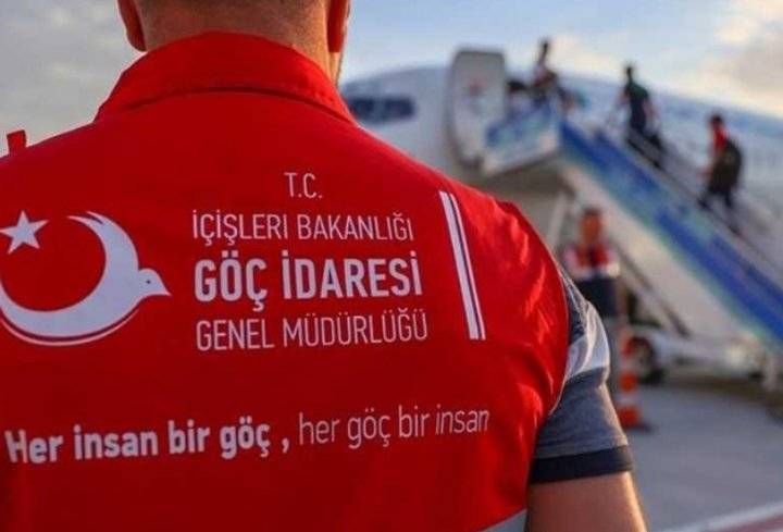 تركيا تعلن ترحيل 59 ألف مهاجر «غير نظامي» في 2022