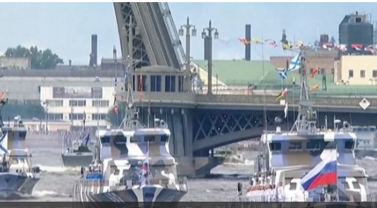 بوتين: البحرية الروسية ستتسلم صواريخ تفوق سرعتها سرعة الصوت