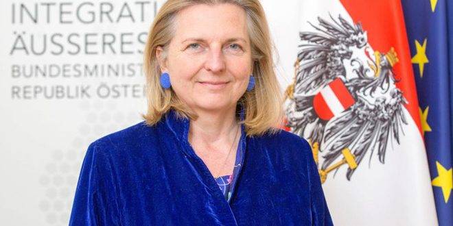 كنيسل: قادة الاتحاد الأوروبي متغطرسون في التعامل مع روسيا