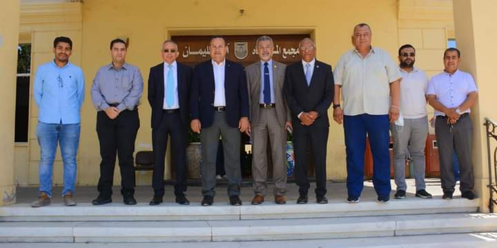 رئيس جامعة الإسكندرية يتفقد منشآت المبنى التعليمى لبرنامج التعاون بين جامعة الإسكندرية وجامعة مانشستر البريطانية _صور