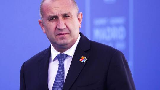 الرئيس البلغاري يدعو لإجراء انتخابات برلمانية مبكرة