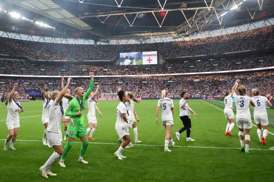 الحضور الجماهيري لنهائي كأس أوروبا للسيدات يتجاوز الرقم القياسي لدى الرجال