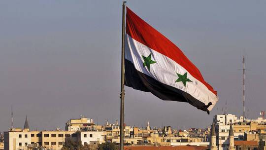 سانا: صوت الانفجار في حمص ناجم عن قيام طائرة حربية سورية بخرق جدار الصوت