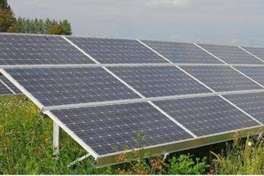 تركيب أنظمة خلايا شمسية لـ800 أسرة على حساب فلس الريف