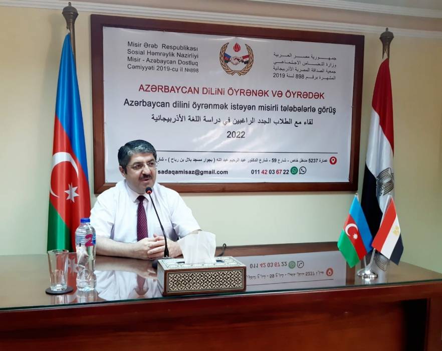 انطلاق دورة جديدة في تعليم اللغة الأذربيجانية
