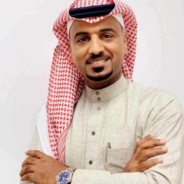 الشريف عبدالله الهجاري ... عروبي اصيل يعشق الأرض والقهوة العربية واماكنها التاريخية
