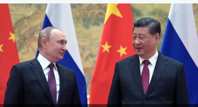 روسيا تستثمر في زيارة بيلوسي.. فهل تجني أرباحا؟