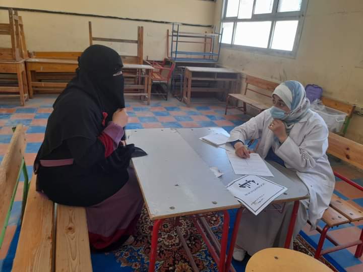 جامعة الإسكندرية تطلق قافلة طبية موسعة للقرى الأكثر إحتياجا بمحافظة البحيرة _صور