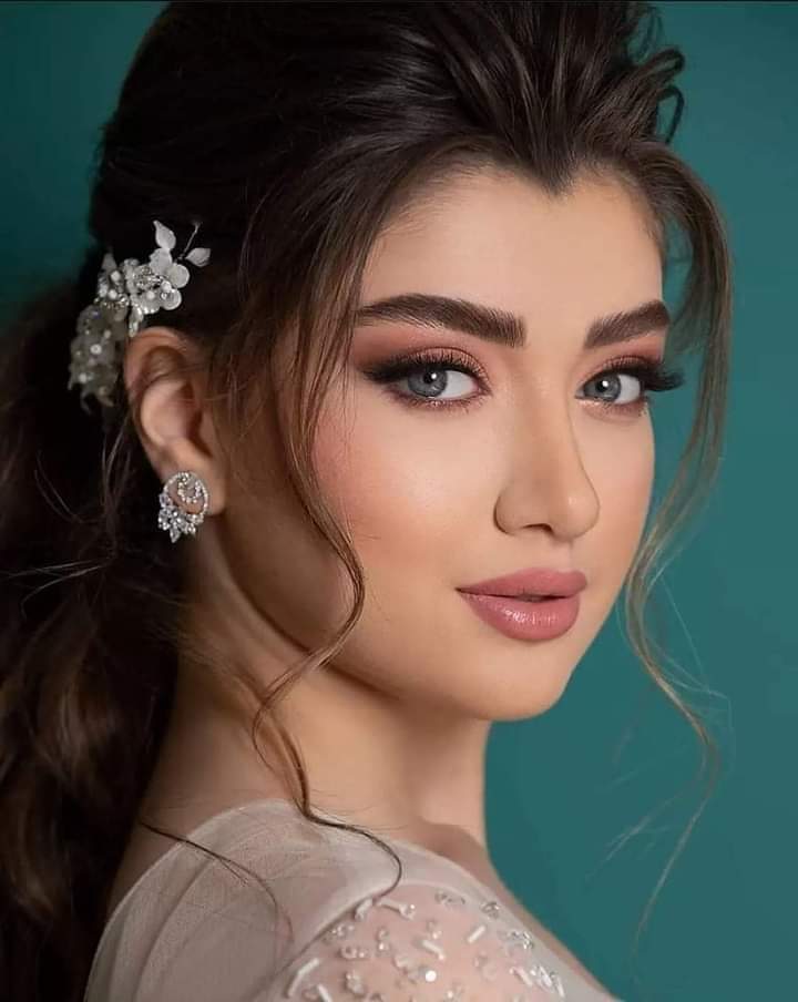 هات من الشوق لـ زينة الكندي