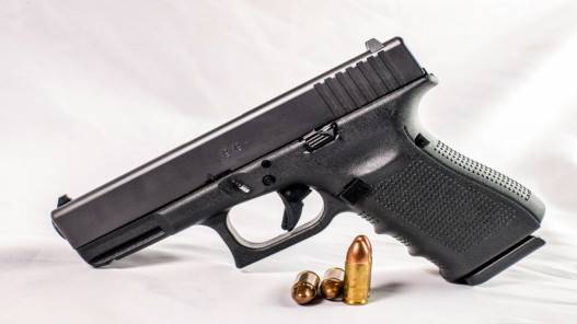 مشاهد من الذعر بعد إطلاق نار في أكبر مركز تسوق بالولايات المتحدة