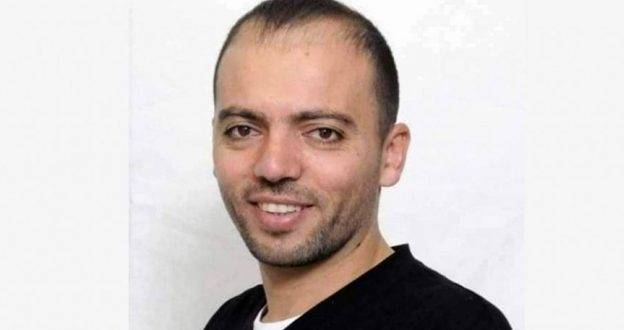 الأسير عواودة يواصل إضرابه عن الطعام في معتقلات الاحتلال